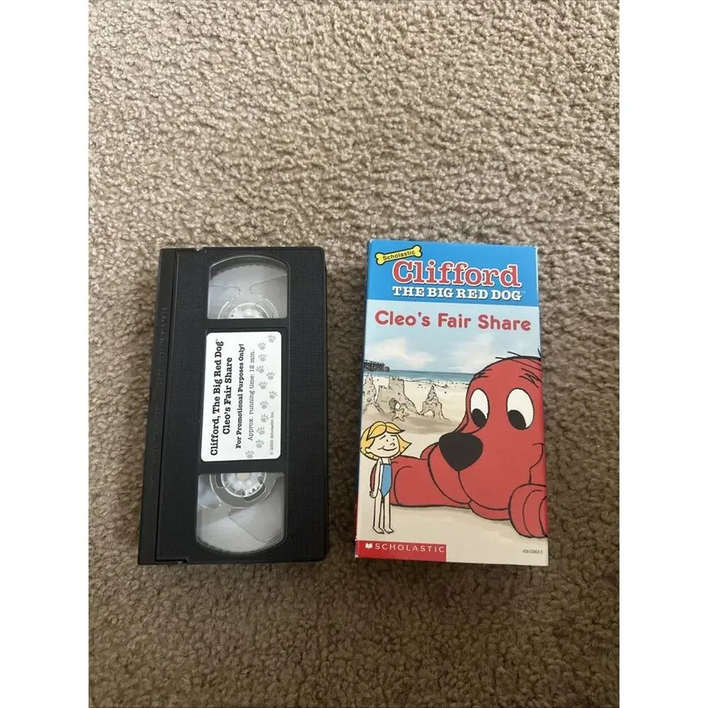 Clifford The Big Red Dog Cleo's Fair Share‎